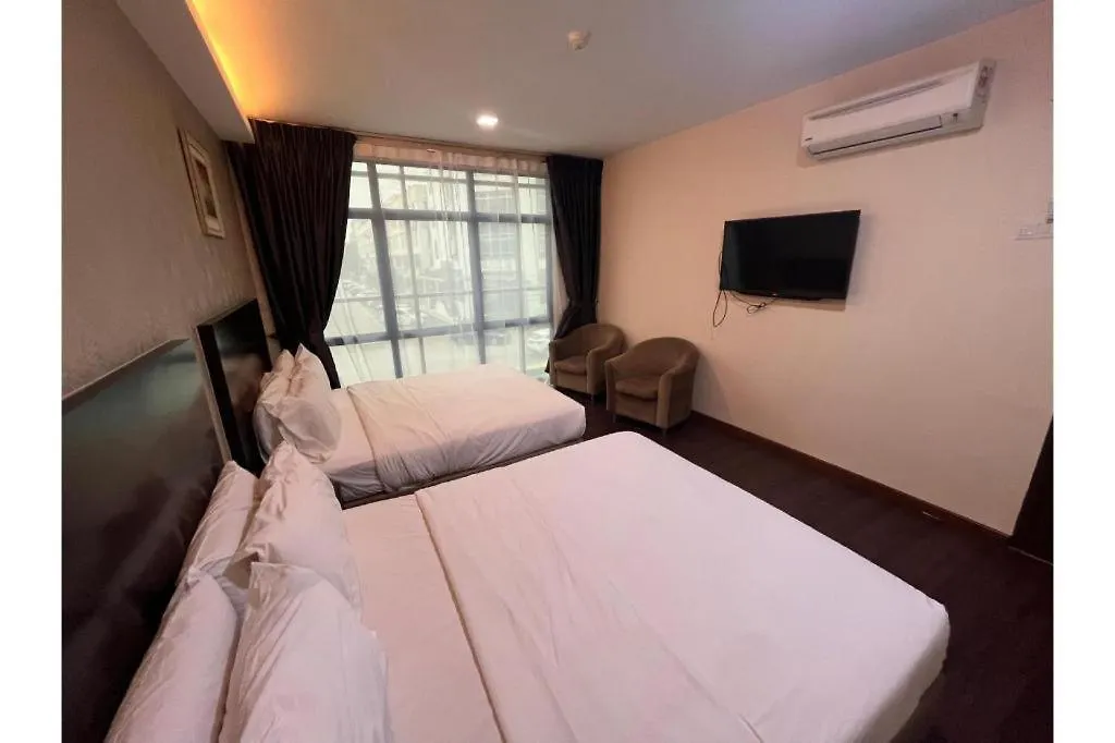 Capital O 91074 Grand World Hotel Johor Bahru 2*,