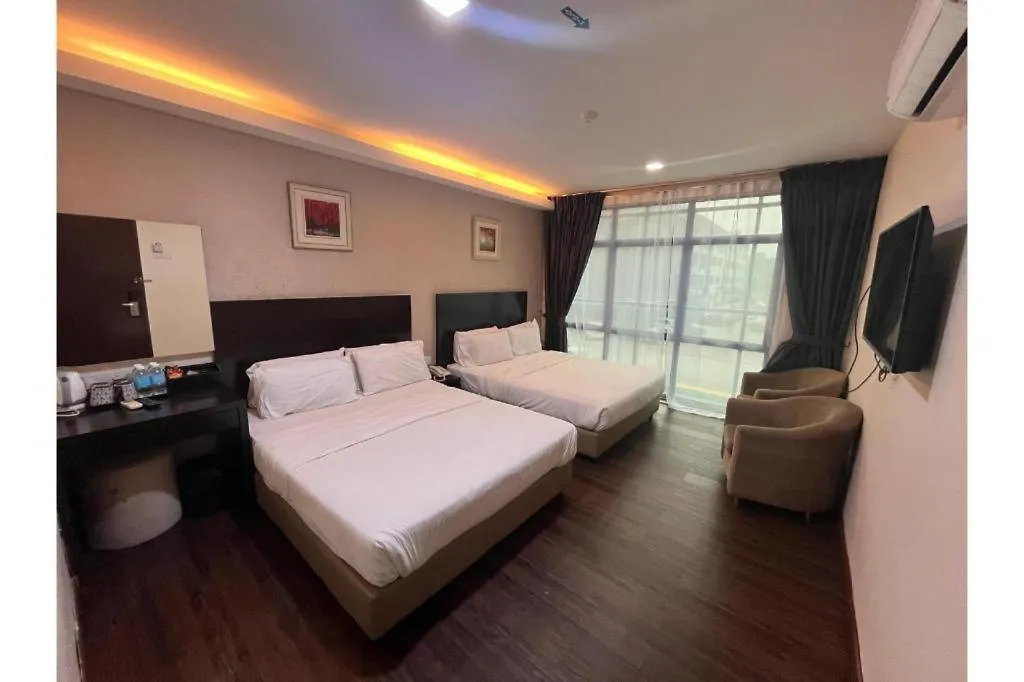 Capital O 91074 Grand World Hotel Johor Bahru