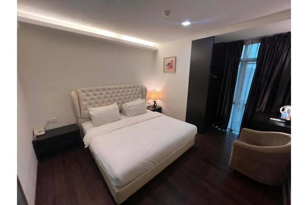 **  Capital O 91074 Grand World Hotel Johor Bahru Malaysia