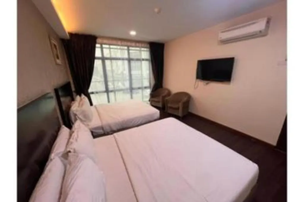 Capital O 91074 Grand World Hotel Johor Bahru